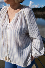 Charger l&#39;image dans la galerie, Blouse Louisette Bleu Création Lili Cocotte
