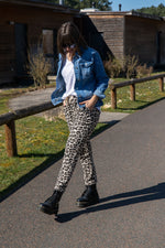 Charger l&#39;image dans la galerie, Veste en jean Simone
